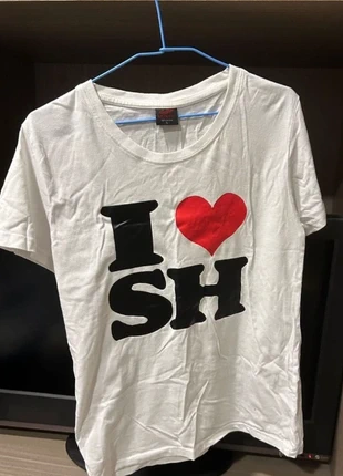 T-shirt blanc, marke: BLANC, zustand: Gut, größe: L, 16,00 €, 17,50 € inklusive Vinted-Käuferschutz