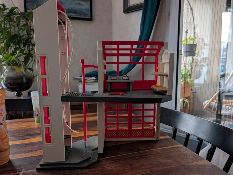 Caserne de pompier playmobil - photo numéro 2