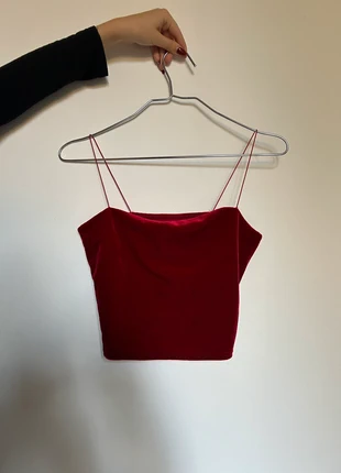 Red velvet top femme fatale, marque: Femme Fatale, état: Neuf sans étiquette, taille: XS / 34 / 6, 5,00 €, 5,95 € Protection acheteurs incluse