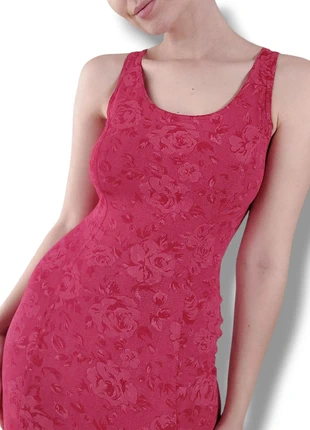 Robe vintage couleur framboise avec motifs imprimé fleurs, zustand: Sehr gut, größe: S / 36 / 8, 15,00 €, 16,45 € inklusive Vinted-Käuferschutz