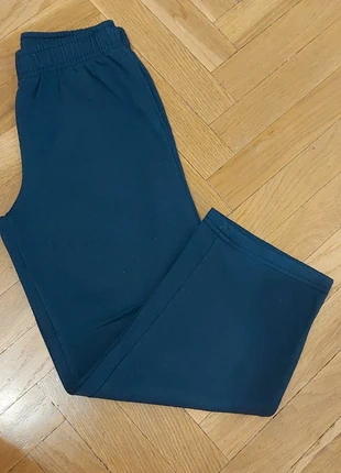 Pantalon chandal, marque: Publicar sin marca, état: Très bon état, taille: 5 ans / 110 cm, 7,50 €, 8,58 € Protection acheteurs incluse