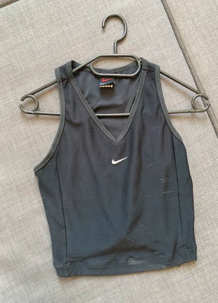 Top Nike sport, brand: Nike, condition: Very good, size: L / 40 / 12, €10.00, €11.20 includes Buyer Protection