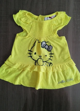 Robe d'été jaune Hello Kitty 1 mois, brand: Hello Kitty, condizioni: Ottime, taglia: 1-3 mesi / 56 cm, €2.50, €3.33 include la Protezione acquisti
