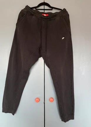 Nike Black Joggers, brand: Nike, condition: Good, size: L, £15.00, £16.45 includes Buyer Protection