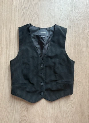 Veston noir sans manches Pull & Bear, marke: Pull & Bear, zustand: Sehr gut, größe: XS / 34 / 6, 12,00 €, 13,30 € inklusive Vinted-Käuferschutz