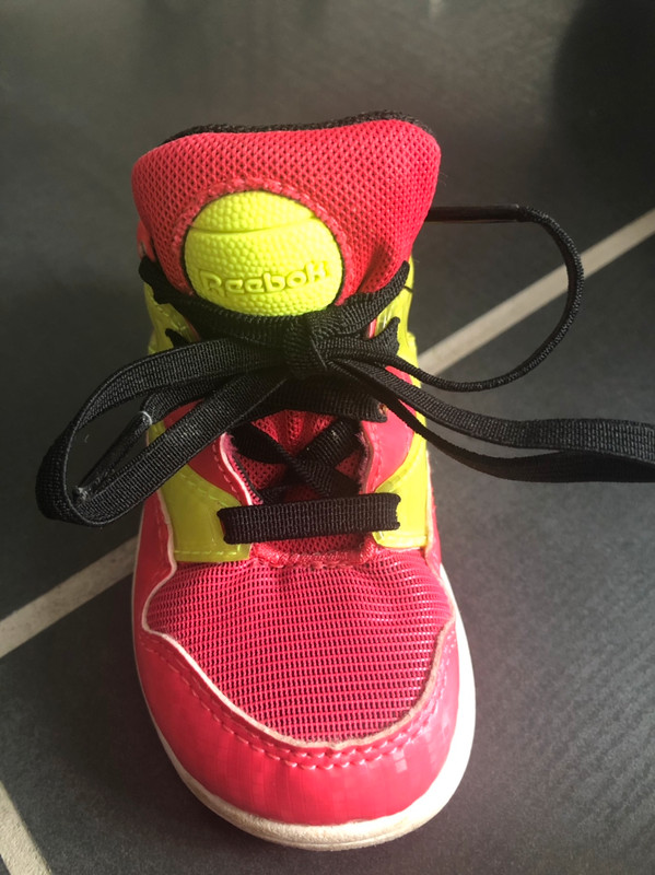 Baskets montantes Reebok PUMP rose et jaune fluo