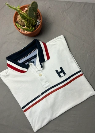 Polo Tommy Hilfiger Blanc L, marque: Tommy Hilfiger, état: Très bon état, taille: L, 15,00 €, 16,45 € Protection acheteurs incluse
