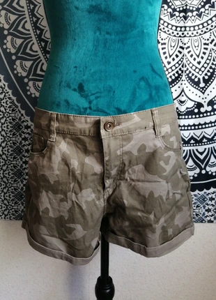 Short kaki à motifs camouflage militaire / fashion private company / (42), brand: Fashion Private Company, condition: New without tags, size: XL / 42 / 14, €7.00, €8.05 includes Buyer Protection