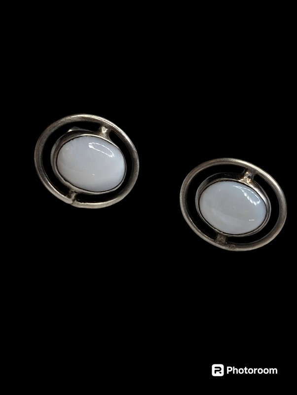 Vintage Mother Of Pearl Southwestern Earrings .925 Signed Oval Shape 4