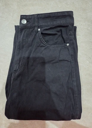 Pantalon noir, marque: H&M Divided, état: Bon état, taille: S / 36 / 8, 5,00 €, 5,95 € Protection acheteurs incluse