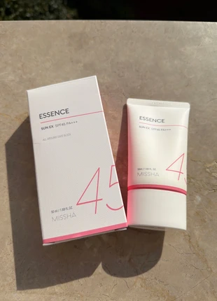 Essence sun ex spf45 missha, marke: Essence, zustand: Neu, mit Etikett, 15,00 €, 16,45 € inklusive Vinted-Käuferschutz