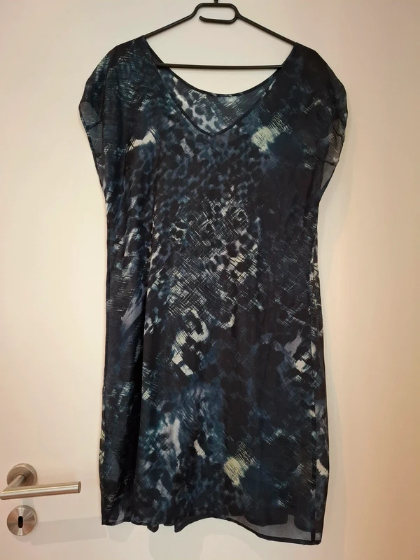 Robe I.Code by Ikks Neuve - 100% Soie - Imprimé Abstrait Noir/Bleu - T.36 - photo numéro 2