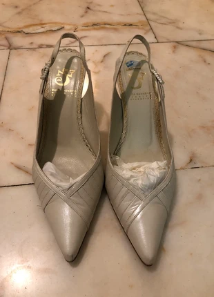 Zapatos de novia Vintage, merk: Sara Navarro, staat: Heel goed, maat: 37, € 20,00, € 21,70 inclusief Kopersbescherming