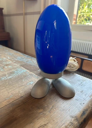 Rare IKEA Blue Glass “Feet” Lamp – Retro Collectible, merk: IKEA, staat: Goed, € 15,00, € 16,45 inclusief Kopersbescherming