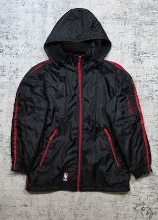 🏀 Veste NBA Vintage S Noir Rouge Polaire Streetwear, marca: NBA, estado: Muy bueno, tamaño: S, 49,99 €, 53,19 € Protección al comprador Pro incluida