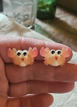 Boucles d'oreilles clips vintage crabes en acrylique, marke: Vintage, zustand: Sehr gut, 11,00 €, 12,25 € inklusive Vinted-Käuferschutz