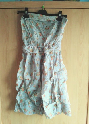 trägerloses Ballonkleid grau mit orangenen Blumen, brand: Kult, condition: Very good, size: S / 36 / 8, €10.00, €11.20 includes Buyer Protection