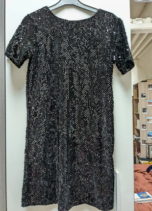 Magnifique robe à Sequins/brillante noir , brand: Kiabi, condition: Very good, size: XS / 34 / 6, €10.00, €11.20 includes Buyer Protection