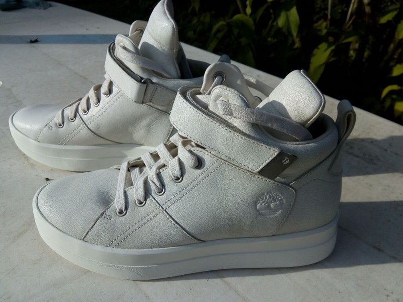 Baskets blanches femme montantes Timberland Baskets blanches femme montantes Timberland