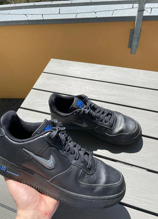 Nike air force 1 essential jewel black hotsell and blue