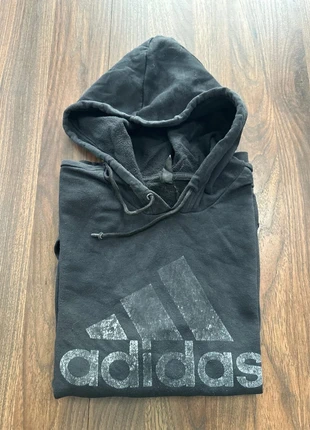 Pull à capuche adidas taille M, marque: adidas, état: Bon état, taille: M, 5,00 €, 5,95 € Protection acheteurs incluse