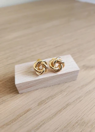 Boucles d’oreilles dorées à torsion acier inoxydable, marque: Le Marché, état: Neuf sans étiquette, 6,00 €, 7,00 € Protection acheteurs (Pro) incluse