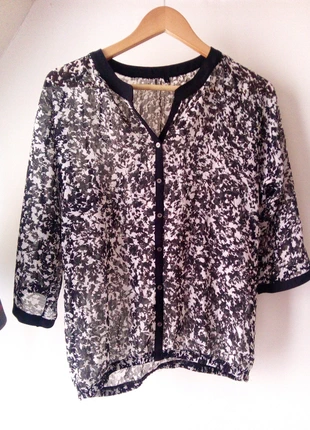 🌵🌼Jolie blouse à motifs💐noirs et blancs, zustand: Zufriedenstellend, größe: M / 38 / 10, 6,50 €, 7,53 € inklusive Vinted-Käuferschutz