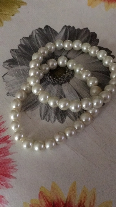 Lot de bracelet blanc  perle 1