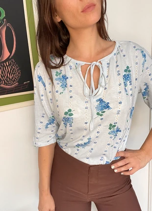 Floral Tie Blouse , merk: Vintage, staat: Heel goed, maat: S / 36 / 8, € 9,00, € 10,15 inclusief Kopersbescherming