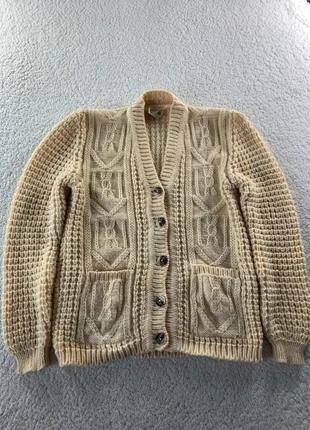 Cardigan traditionnel Aran Wool fisherman 100% Wool laine fait main fabriqué en Irlande S AW33, marke: aran wool, zustand: Sehr gut, größe: S / 36 / 8, 22,00 €, 23,80 € inklusive Vinted-Käuferschutz