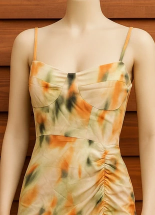 Vestido cetinado colorido verão M, marke: Local, zustand: Neu, mit Etikett, größe: M / 38 / 10, 16,50 €, 18,03 € inklusive Vinted-Käuferschutz