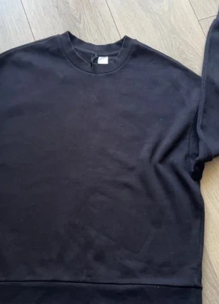 Sweat noir taille xs, marque: Noir, état: Très bon état, taille: XS / 34 / 6, 5,00 €, 5,95 € Protection acheteurs incluse