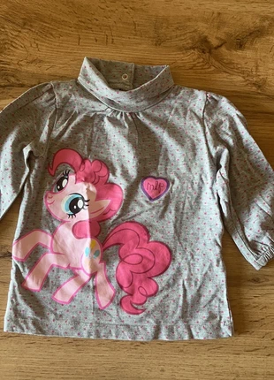 T-shirt elasticizzata bimba, brand: PONY, condizioni: Ottime, taglia: 12-18 mesi / 80 cm, €2.00, €2.80 include la Protezione acquisti