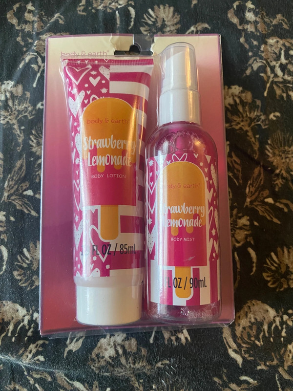 NWT lotion/perfume set