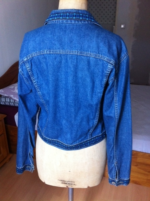 Veste courte en jeans vintage 3