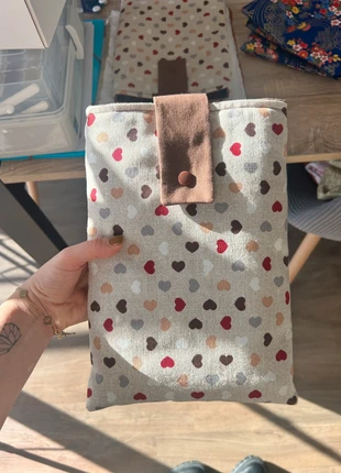 housse de livre, brand: Fait Main, condizioni: Nuovo con cartellino, €15.00, €16.45 include la Protezione acquisti