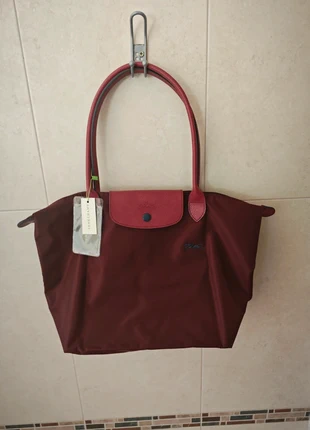 Color borgoña. Le Pliage tamaño L hombros. Auténtico., marque: Longchamp, état: Neuf avec étiquette, 66,00 €, 70,00 € Protection acheteurs incluse