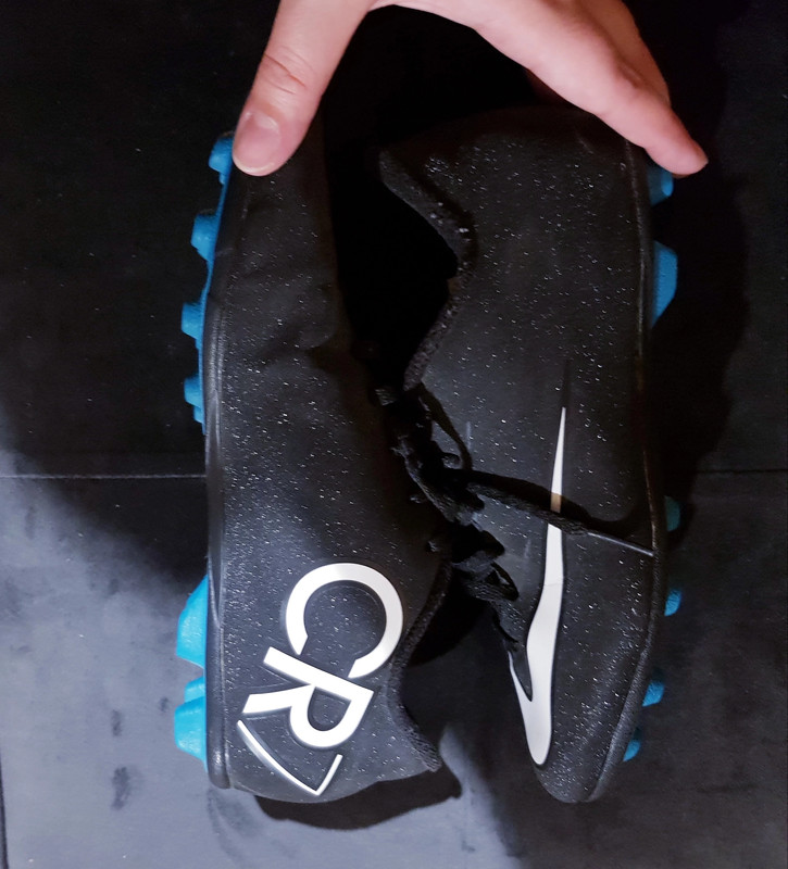 Crampon Nike CR7 noir paillet 37.5 Vinted