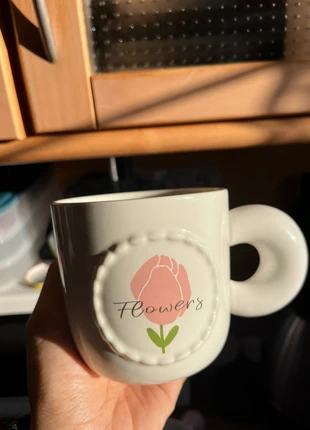 🤍 Tasse blanche “Flower Rose”, marque: Mug, état: Neuf sans étiquette, 11,00 €, 12,25 € Protection acheteurs incluse