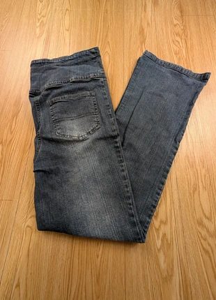 Jean bleu Vertbaudet taille 36 coupe basique en très bon état jef128, marke: Vertbaudet, zustand: Sehr gut, größe: S / 36 / 8, 3,99 €, 4,89 € beinhaltet Vinted-Käuferschutz Pro