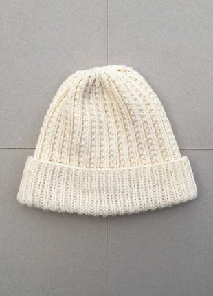 Handcrafted 100% Pure Wool Beanie Knitted Cuffed Handcrafted in Italy Après-ski, marque: Made In Italy, état: Neuf sans étiquette, taille: Taille unique, 7,90 €, 9,00 € Protection acheteurs incluse