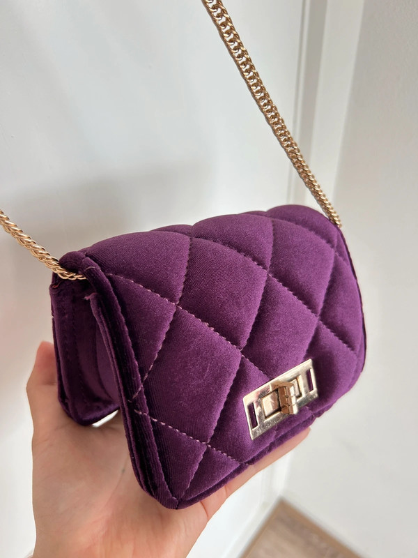 Purple velvet purse Vinted