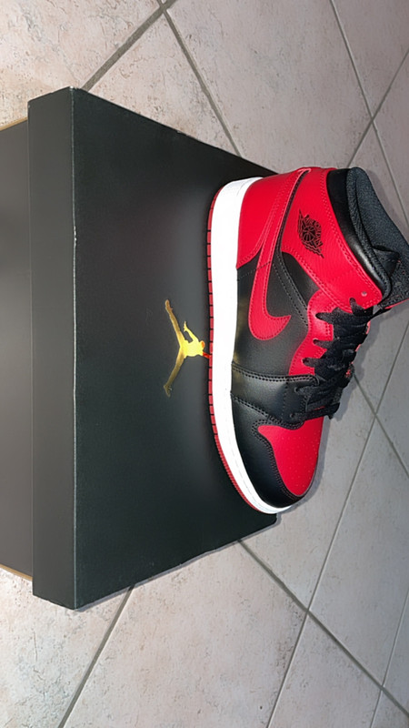 Air jordan 1 rosse e nere Vinted