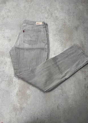 Jean Levi’s 724 modern rise straight Femme Gris vintage – Taille 44 (W32 L32), brand: Levi's, condition: Very good, size: XXL / 44 / 16, €21.00, €22.75 includes Buyer Protection