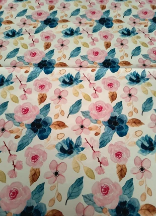 Coupon tissu roses, marque: Couture, état: Très bon état, 3,00 €, 3,85 € Protection acheteurs (Pro) incluse