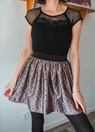 Magnifique jupe NAF NAF, brand: Naf Naf, condizioni: Ottime, taglia: M / IT 42 / EU 38, €20.00, €21.70 include la Protezione acquisti