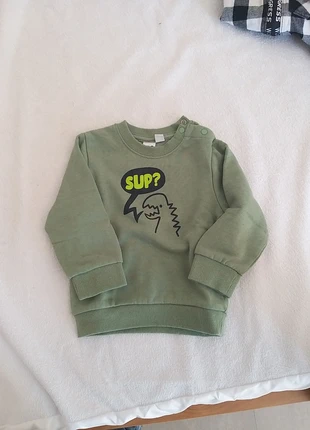 Felpa maglione con bottoni laterali, merk: I Do, staat: Heel goed, maat: 12-18 maanden / 80 cm, € 5,00, € 5,95 inclusief Kopersbescherming