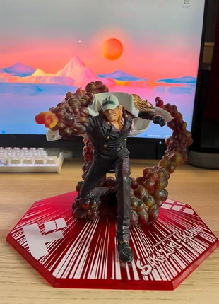 Figurine Akainu One pièce, marque: Bandai, état: Très bon état, taille: Taille unique, 55,00 €, 58,45 € Protection acheteurs incluse