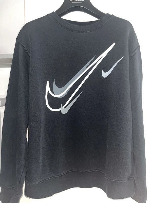 Pull Nike noir Vinted