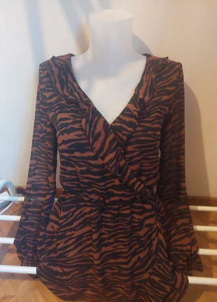 Blouse Divided dierenprint, brand: H&M Divided, condition: Very good, size: M / 38 / 10, €2.40, €3.22 includes Buyer Protection